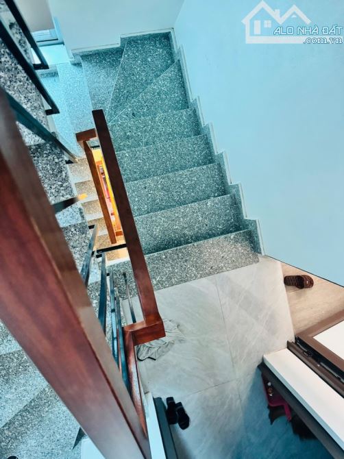 💥💥 BÁN NHÀ 5 TẦNG, THỊ TRẤN ĐÔNG ANH- GẦN CHỢ LẮP GHÉP - 300M RA QUỐC LỘ 3 - 2