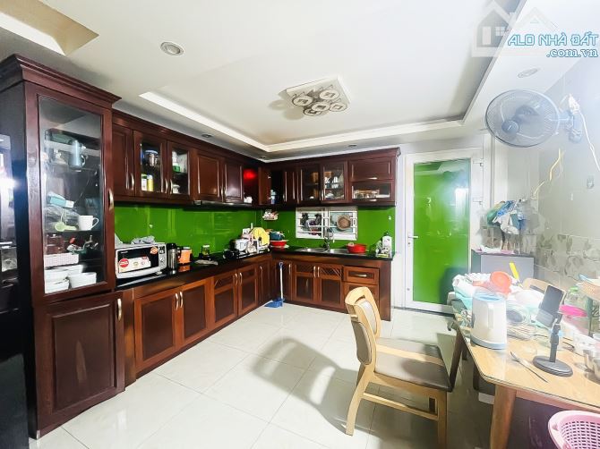 NHÀ ĐẸP 5 TẦNG HXH TẠ QUANG BỬU ,70M2 CHỈ NHỈNH 9 TỶ - 2
