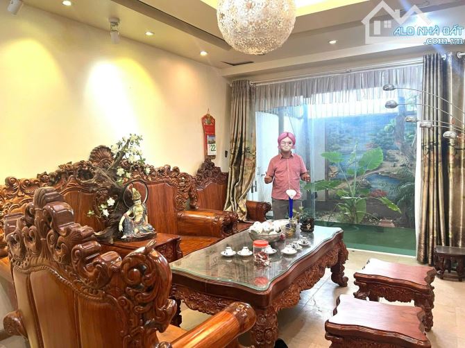 PHÂN LÔ, BA Ô TÔ TRÁNH TRẦN QUANG DIỆU- HOÀNG CẦU- THÁI HÀ, 6 TẦNG THANG MÁY, MT 5M, 20 TỶ - 2