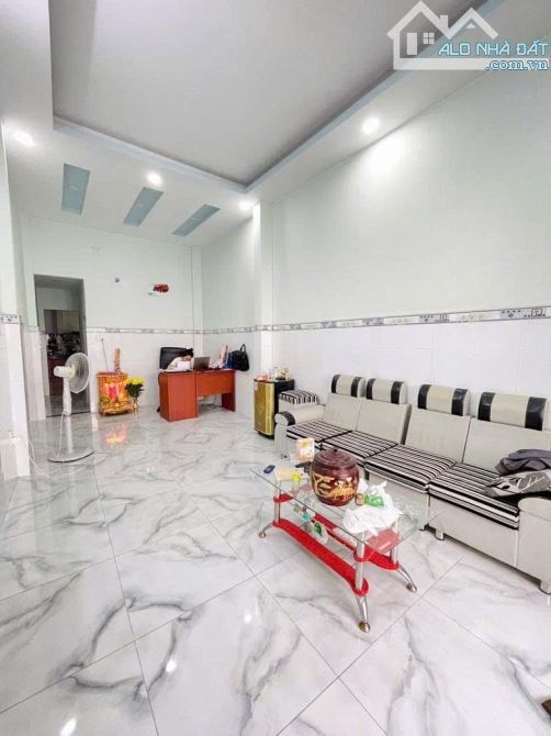 NGỘP BANK Nhà 1,5 tầng đường ĐÔNG HƯNG THUẬN 05, phường ĐHT, Q12, dt 71m2, Hẻm 5m. 3,95Tỷ - 2