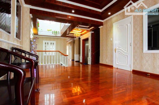 Biệt thự, Mặt Tiền 8m dt 420m2 5 tầng như cung điện, Thoại Ngọc Hầu, Tân Phú, giá chỉ 59 t - 2