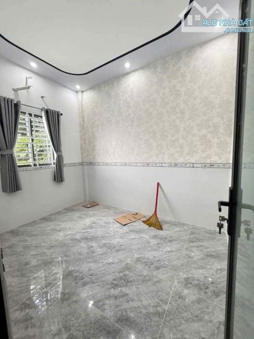BÁN NHÀ LỬNG MỚI XÂY – 3 PHÒNG NGỦ – CHỈ 1 TỶ 150 TRIỆU - 2