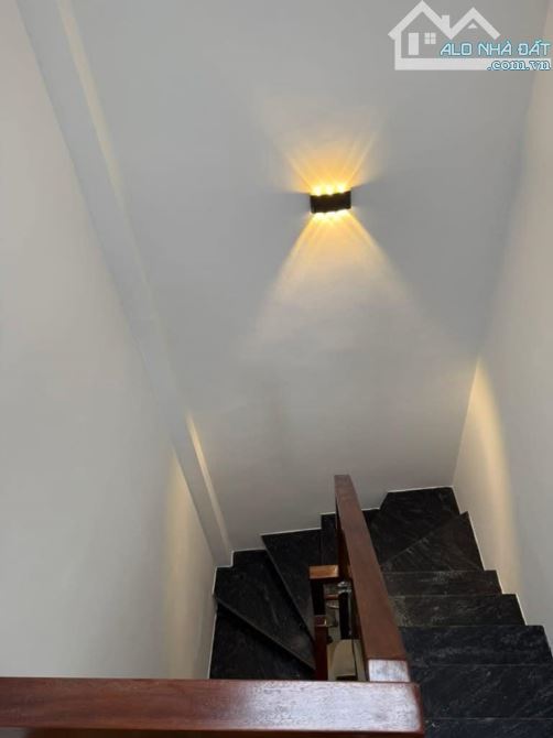 CHỦ GỬI BÁN GÂP NHÀ PHỐ LÊ QUANG ĐẠO – PHÚ ĐÔ, 40M2 5 TẦNG NHỈNH 8 TỶ, NHÀ ĐẸP Ở NGAY – VF - 2