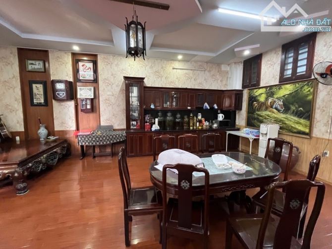 Biệt thự góc 4 tầng (9x17m), 300m ra đường Nguyễn Thị Định – Giá 14,8 tỷ TL - 2
