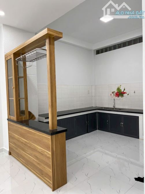 BÁN NHÀ 2 TẦNG ĐÚC XTT 8-4 HÓC MÔN GIÁ RẺ 3.58 TỶ - 4