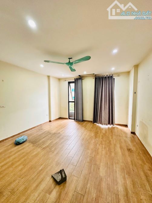 Ngon! Bán Nhà Xuân La - Tây Hồ - 2 Thoáng -Gara Oto - 7 Tầng,Thang Máy- 86M2 - 4.3MT-29Tỷ - 2