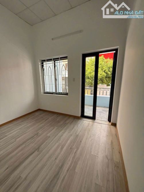 Nhà MTKD giữa lòng TTTP Biển Nha Trang - 2