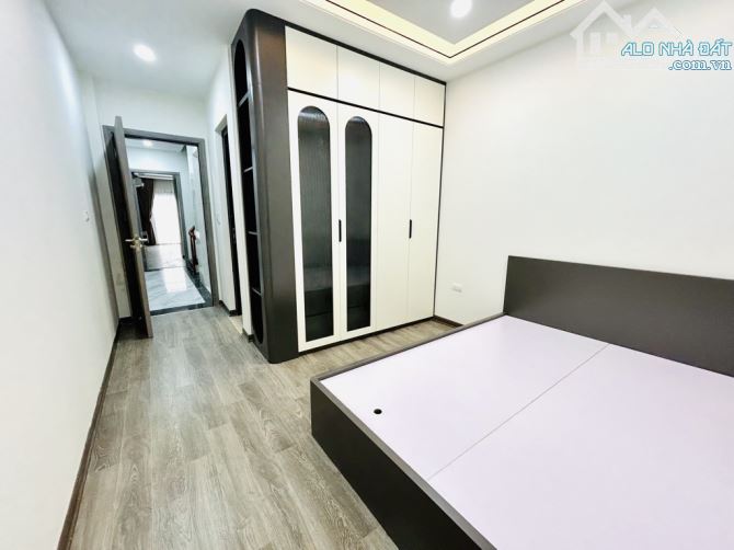 Bán nhà 7 tầng thang máy gần Gamuda Tam Trinh - 60m2 x 9PN - mới + full đồ - 12.8 tỷ - 2