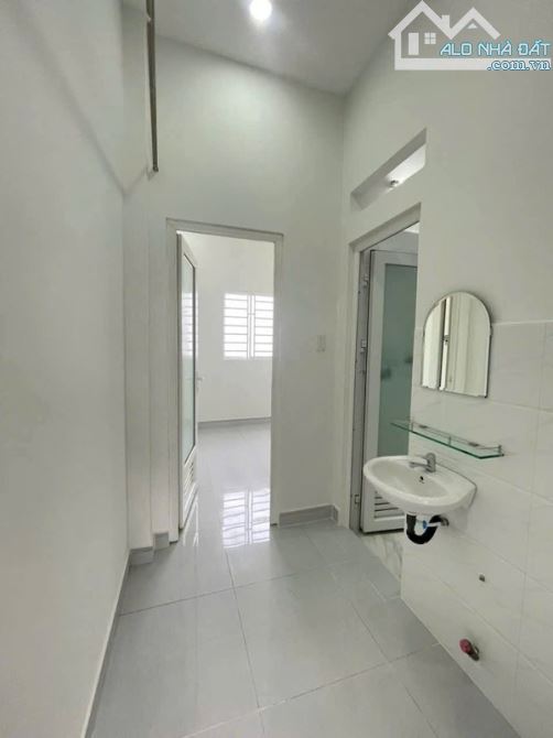HUỲNH TẤN PHÁT- TT NHÀ BÈ- NHÀ ĐẸP-  SỔ RIÊNG-  39M²-2 TẦNG- 2,6 TỈ - - 2