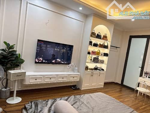 HOA HẬU Ngọc Thuỵ cần ra đi 50m2x5tầng , Mt 4m giá chỉ 8tỷ - 2