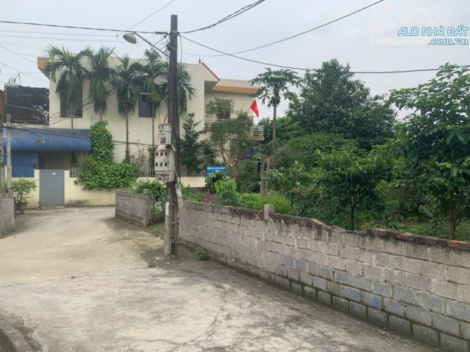Bán đất tại Thủy Xuân Tiên Chương Mỹ. Dt 720m², ra QL21 - 100m, ra Ngã Tư Xuân Mai 1 km - 2