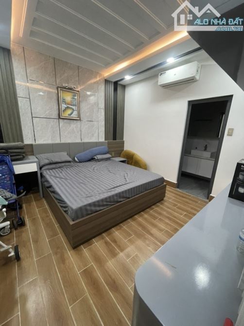 BIỆT THỰ GÓC 2 MẶT TIỀN CÔNG VIÊN KHU  DÂN CƯ GREEN RIVERSIDE  FULL NỘI THẤT  🏡 D - 2