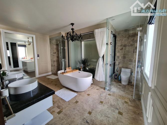 Biệt thự VIP Liên Phường - Đối Diện Global City - NT Nhập Khẩu - 270m2  - Chỉ 33 Tỷ - 23