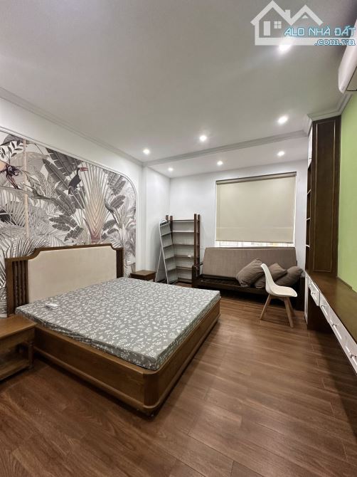 Nhà đẹp ở ngay mặt phố Huỳnh Thúc Kháng Hà Đông. Sổ vuông 32m, 4 tầng MT4m Giá 10 tỷ - 3