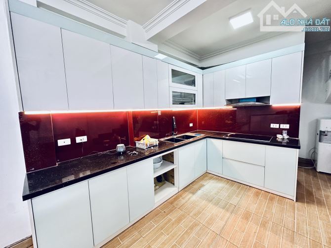 Nhà đẹp mới xây 5 tầng, 38m, gần ROYAL CITY, Khương Đình, Thanh Xuân - 3