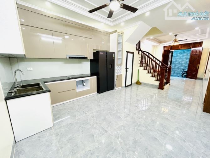 Bán nhà mới Minh Khai 57m, 5 tầng, mt 4.5m, gần Time, giá 11.2tỷ - 3