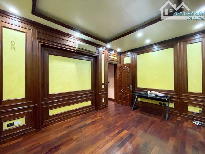Biệt thự Lô 26 Lê Hồng Phong gần Vịnh Bắc Bộ - 3