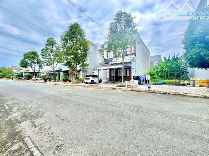 BÁN NỀN ĐƯỜNG BỜ KÈ CÔNG VIÊN KHU DÂN CƯ BÌNH NHỰT VÕ VĂN KIỆT - 3