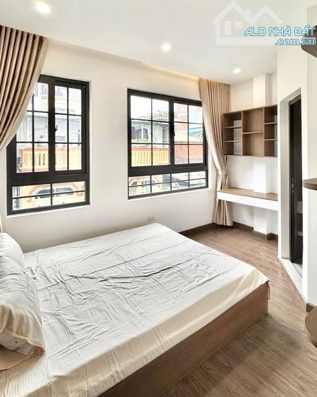 🏡 Bán nhà VŨ NGỌC PHAN, toà CCMN, CHDV Studio cao cấp ở kết hợp cho thuê. Dt 75m2, 7 tầng - 3