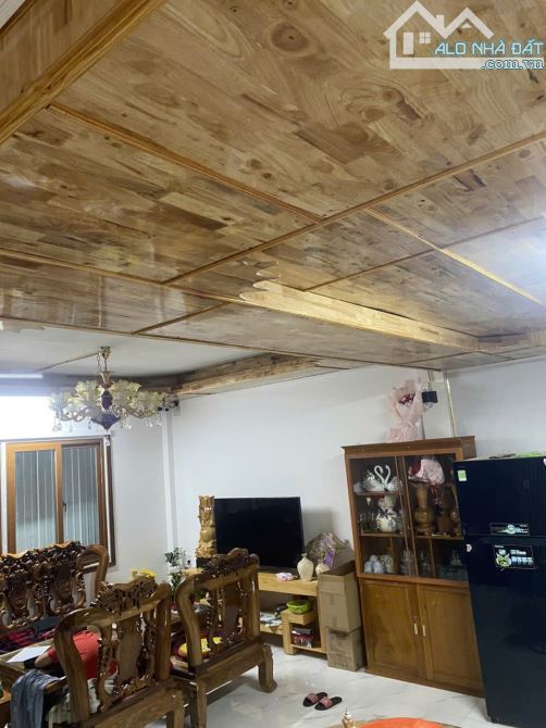 Chỉ hơn 6 tỷ sở hữu ngay nhà khu vực trung tâm, đường xe hơi.  Đầy đủ tiện ich. - 3