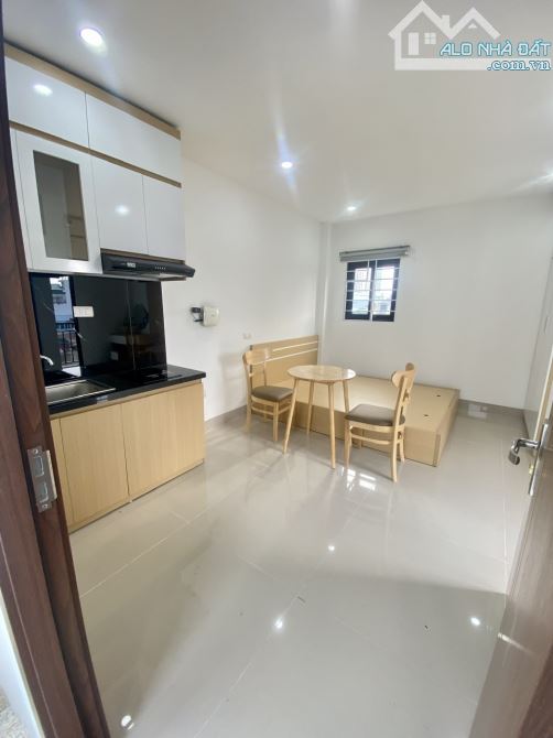 Cho Thuê CCMN 72 Tôn Thất Tùng Đống Đa 30m2 Studio 1N1K Giường Tầng Cửa Sổ Ban Công TM - 3