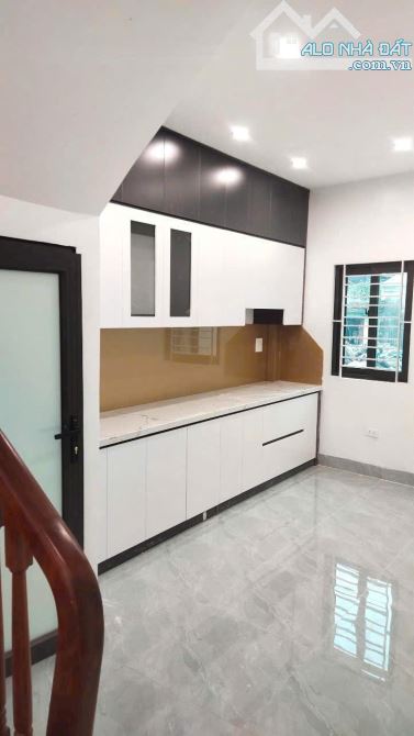 NHÀ 4T*TRUNG TÂM THÔN VỸ,(CAO VIÊN)THANH OAI,10M RA Ô TÔ TẢI ĐỖ CỬA,SÁT CHỢ,TRƯỜNG HỌC. - 3