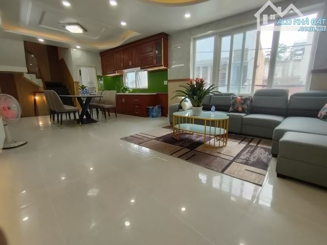 BÁN NHÀ 5 TẦNG ,GẦN ĐẠI HỌC GTVT – TÂN CHÁNH HIỆP ,QUẬN 12 , GIÁ 5,25 T