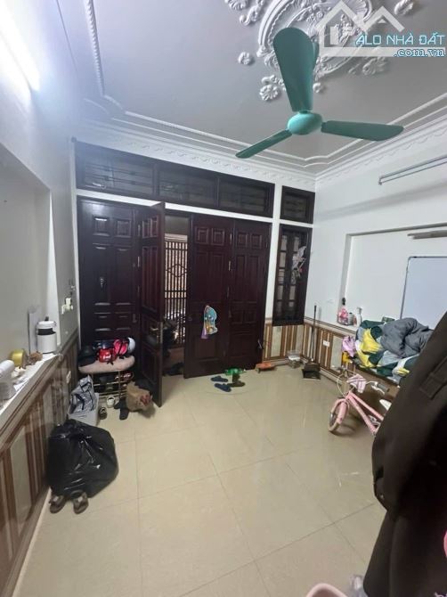 BÁN NHANH NHÀ PHỐ LÊ TRỌNG TẤN DT42, 4T, MT4M, 12 TỶ . - 3