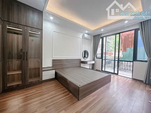 HOA HẬU Ngọc Thuỵ cần ra đi 50m2x5tầng , Mt 4m giá chỉ 8tỷ - 3