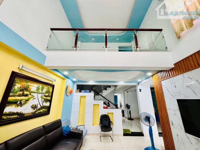 Phú Nhuận, nhà đẹp, lô góc, ngang 8m, 4 Tầng, 98m2, gần HXH Nguyễn Văn Trỗi, 13.7 Tỷ - 4
