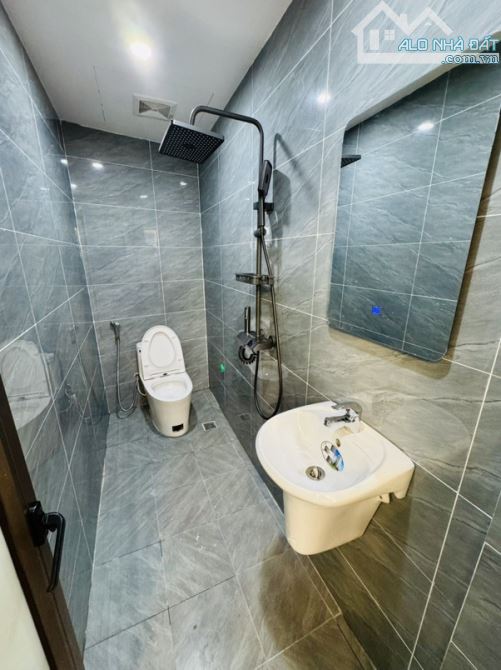 Bán nhà ngõ 55 phố Trần Hòa! Ô tô vào nhà, dân xây mới, nội thất luxury, 35m2 4 tầng 8..tỷ - 3