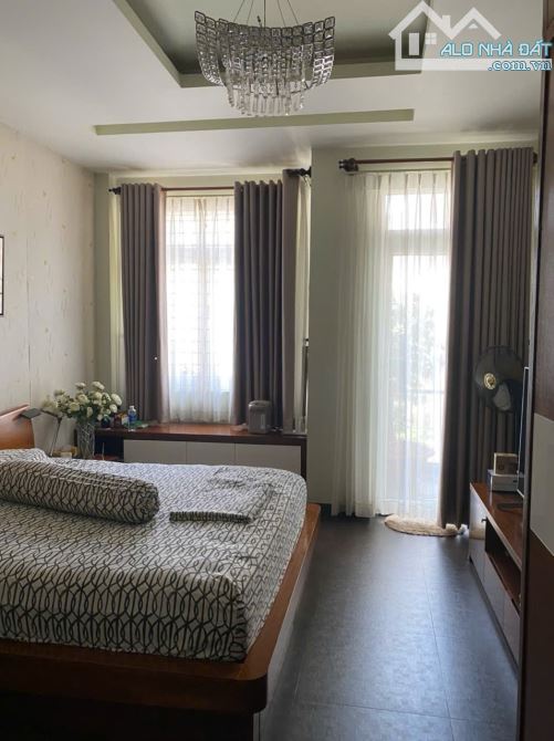 CHDV HẺM XE TẢI (4X20) 6 TẦNG 11 PHÒNG - KHOÁN 45TR/ TH - TƯƠNG LAI MẶT TIỀN - 4