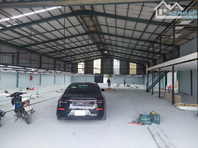 Cho thuê nhà xưởng 200m2, 300m2, 400m2, 500m2, 700m2, 1000m2, 1400m2, 2000m2 tại Quận 12 - 4