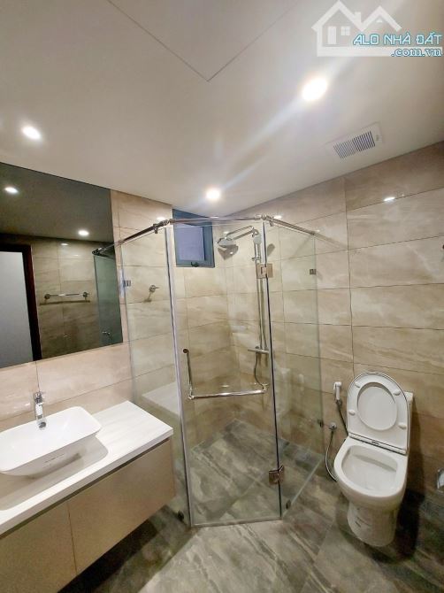 cho thuê căn hộ gold season 47 nguyễn tuân. 63m2. 2pn1wc, full đồ 13tr/tháng - 4