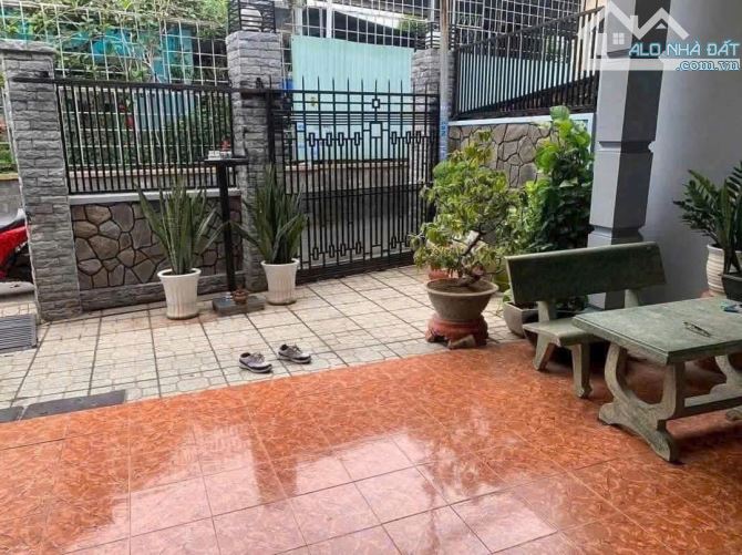 Bán nhà Đông Hòa 135m2 ngang 6m, SHR đường xe hơi phà phà,gần Công Viên - 4