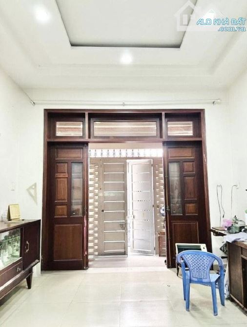 Bán nhà Mặt Tiền Nguyễn Bá Tòng - DT 4 x 18 - 5 tầng - giá 11.5 tỷ TL - 4