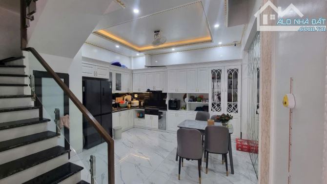 🏡 Bán căn 3,5 tầng Full Nội Thất tại An Trực, Sở Dầu-Giá cực tốt 3,5 tỷ - 4