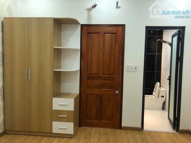 Bán nhà đẹp cổ điển, gần Vành Đai 2. Nhà 1 trệt 2 lầu, 4pn, hẻm cực rộng sạch đẹp - 4