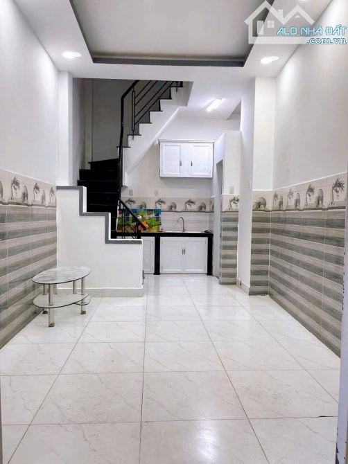 CHÍNH CHỦ BÁN NHÀ 4 TẦNG KIÊN CỐ HẺM XE HƠI ĐOÀN VĂN BƠ Q.4 CHỈ HƠN 4TỶ - 4