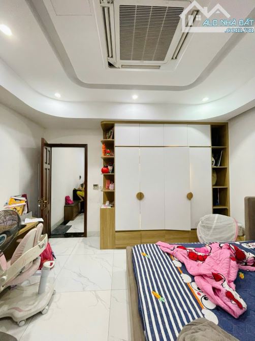 Bán CCMN Hồ Tùng Mậu Nam Từ Liêm. Sổ 89m, 6 tầng MT4m5 Giá 22 tỷ dòng tiền 25tr/tháng - 5