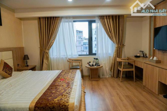 Cần bán khách sạn 8 tầng tại đường An Thượng 1, sát biển doanh thu 120tr/th, giá chỉ:2x tỷ - 5