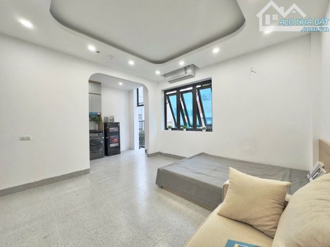 BÁN TOÀ CCMN 7 TẦNG PHỐ XUÂN THUỶ 80M2 - MT 6M - 16 CĂN HỘ – D.TIỀN 100TR/TH - GIÁ 24,3 TỶ - 4