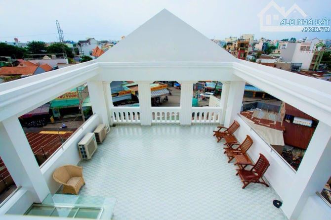 Biệt thự, Mặt Tiền 8m dt 420m2 5 tầng như cung điện, Thoại Ngọc Hầu, Tân Phú, giá chỉ 59 t - 5