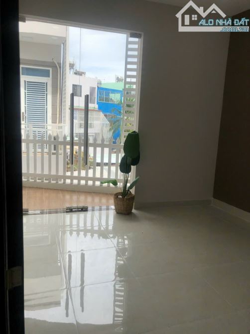 Nhà Phạm Thế Hiển P.5 Q.8, Dt 3,3x13 3tầng 4pn giá chỉ 4tỷ990. - 5