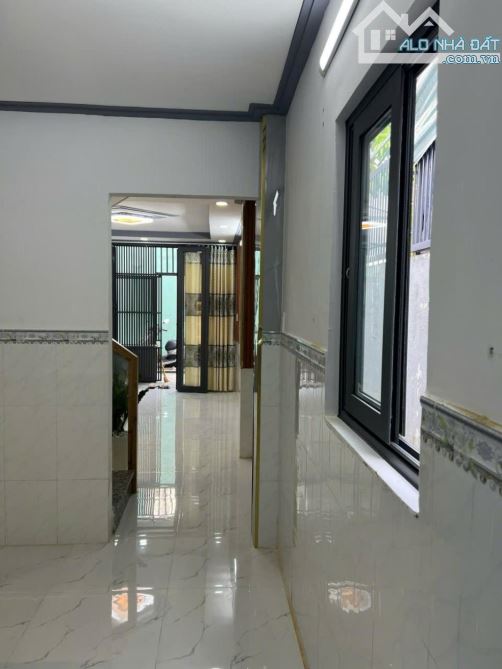 HUỲNH TẤN PHÁT- TT NHÀ BÈ- 32M²- 2 TÂNG-SỔ RIÊNG-  MỚI, ĐẸP- HẺM 1982- 2,9 TỈ - 5
