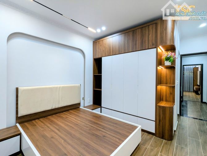 Bán nhà 4 tầng thang máy mặt đường tuyến 2 Trần nguyên hãn - 5