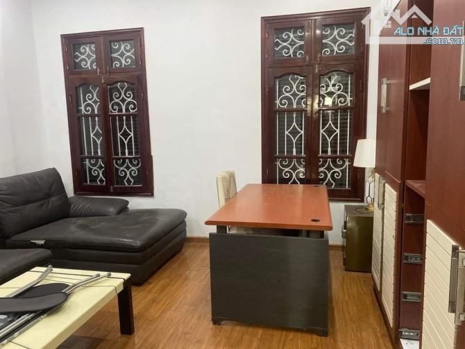BÁN NHÀ PHÂN LÔ HOÀNG QUỐC VIỆT DT 70M 5 TẦNG VỈA HÈ KINH DOANH CHỦ THIỆN CHÍ GIÁ 21 TỶ - 6