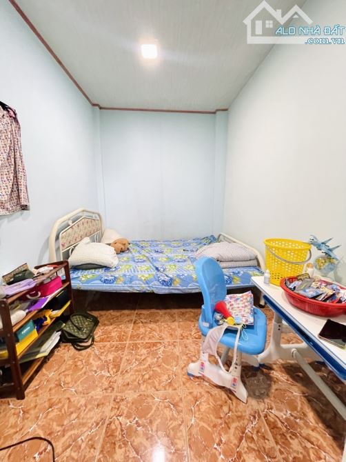 NGỘP BANK Nhà 1,5 tầng đường ĐÔNG HƯNG THUẬN 05, phường ĐHT, Q12, dt 71m2, Hẻm 5m. 3,95Tỷ - 6
