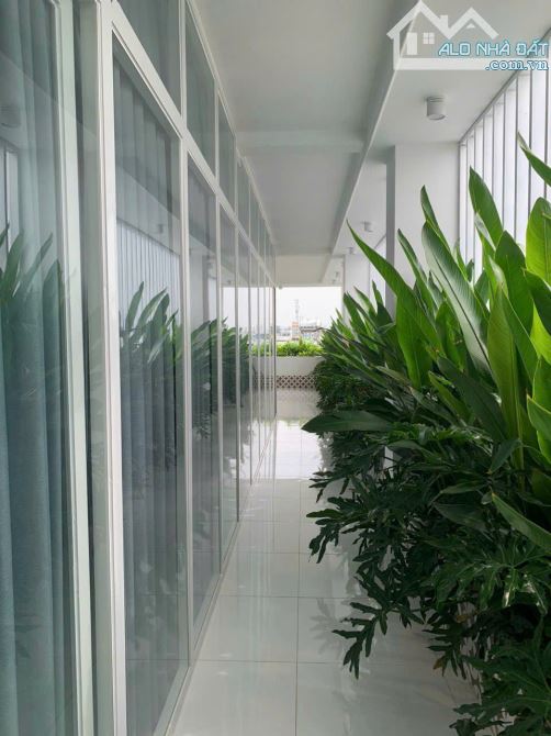 Bán căn Hộ DV -đườg Thống Nhất -Q.Gò Vấp -dt :8x28m - Hầm 5 tầng -TN : 160tr/tháng - 35 tỷ - 6