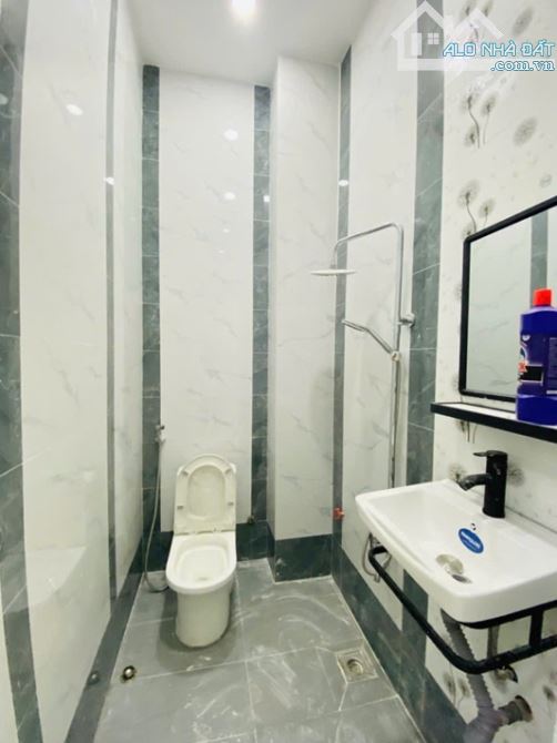 HẺM Ô TÔ, NHÀ MỚI THƠM MÙI SƠN, PHÚ ĐỊNH, F16, Q8, 3 TẦNG ĐÚC, 57.0M2, 5.1 TỶ. - 6